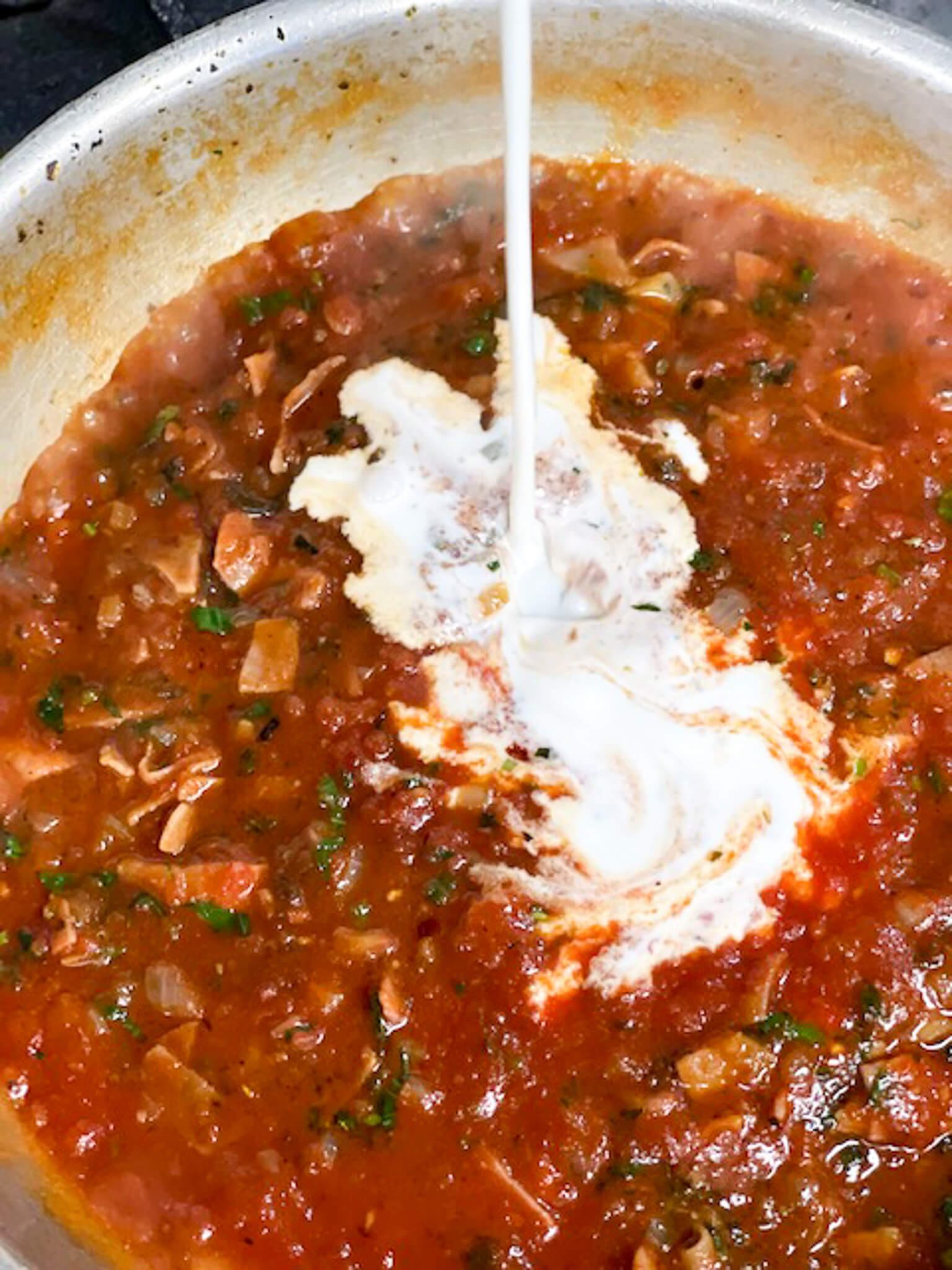 Italian Restaurant add heavy cream to vodka sauce